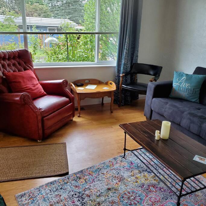 Sweet 2 Bedroom Close To U Of Oregon & Track! يوجين، أوريغون المظهر الخارجي الصورة